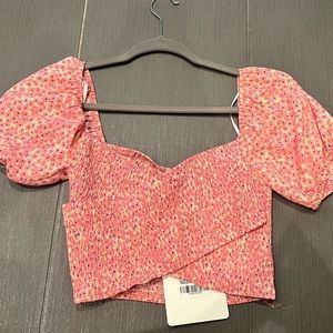 Floral HELLO MOLLY NWT Crop Top